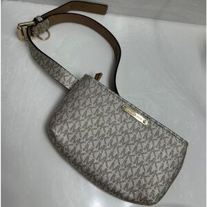 Michael Kors BeltBag